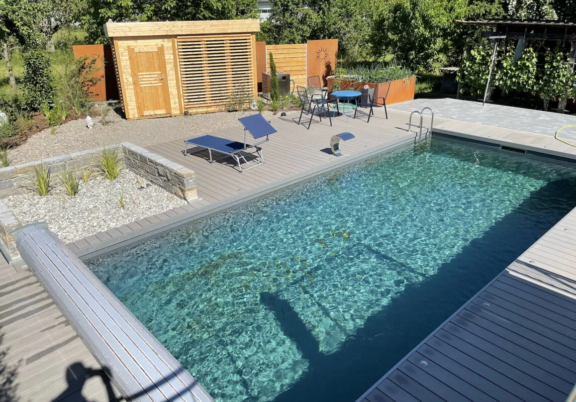 Naturpool mit Gartenanlage Stetten